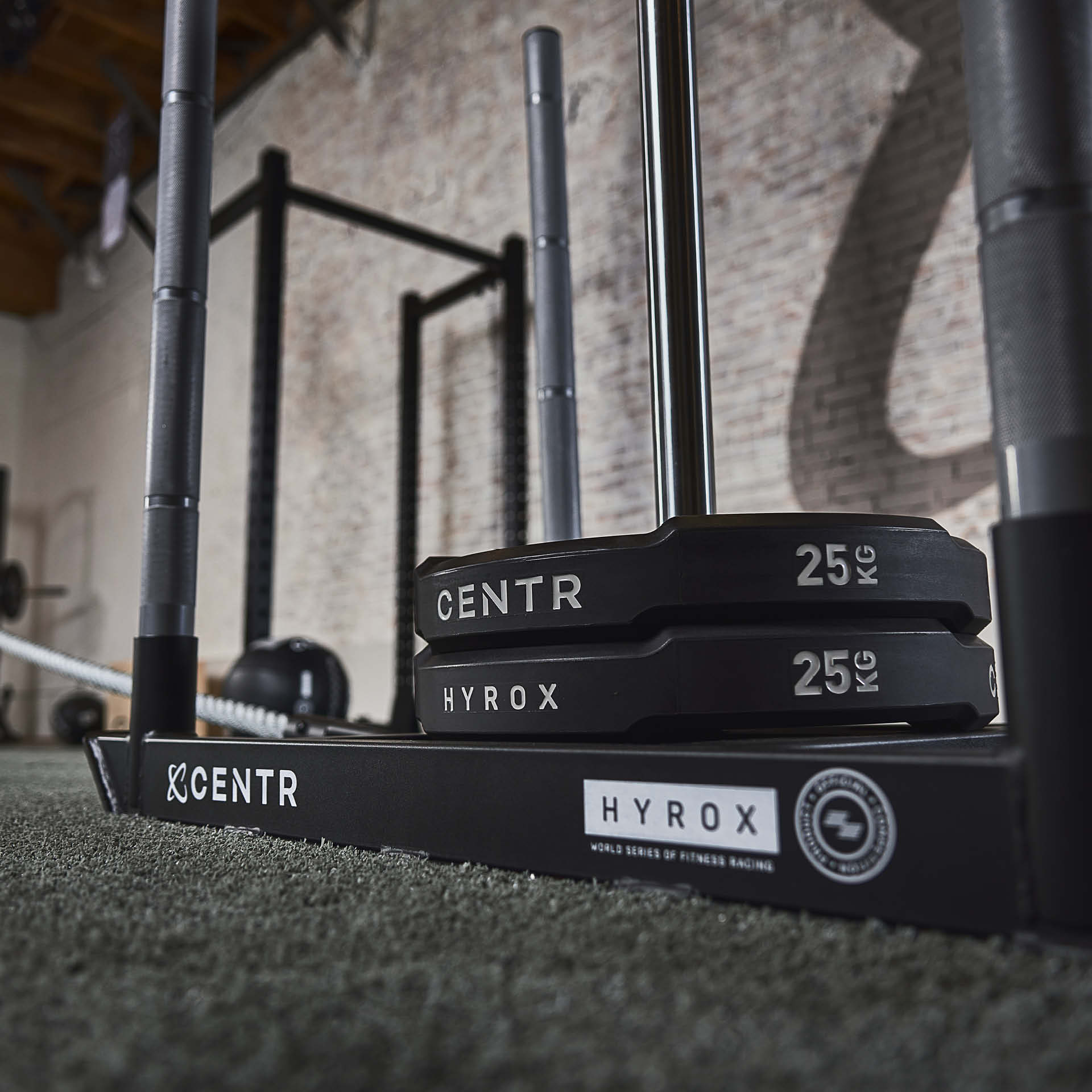 CENTR x HYROX Competition Interlocking Bumper Plate - 25 kg CENTR x HYROX Competition Interlocking Bumper Plate - 25 kg