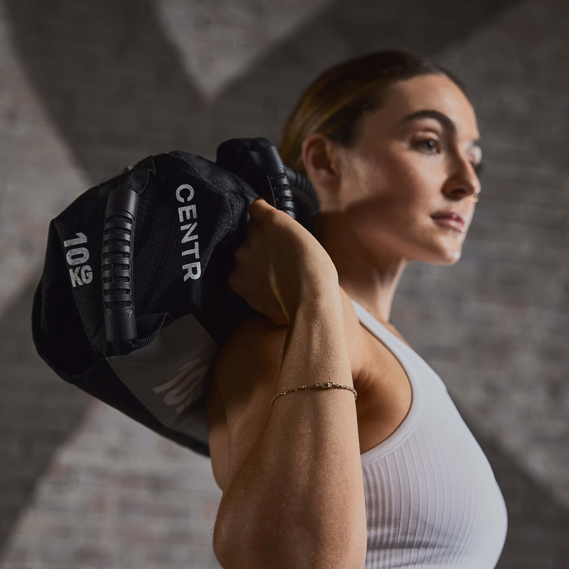 CENTR x HYROX Competition Sandbag - 10 kg (kommt unbefüllt) CENTR x HYROX Competition Sandbag - 10 kg (kommt unbefüllt)