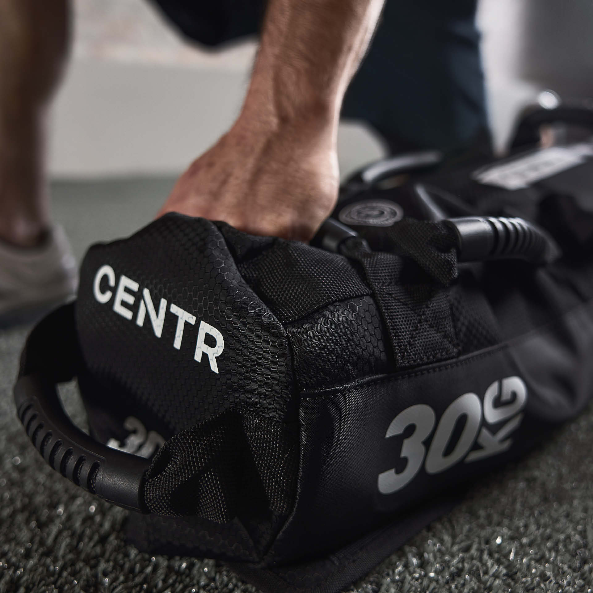 CENTR x HYROX Competition Sandbag - 30 kg (kommt unbefüllt) CENTR x HYROX Competition Sandbag - 30 kg (kommt unbefüllt)